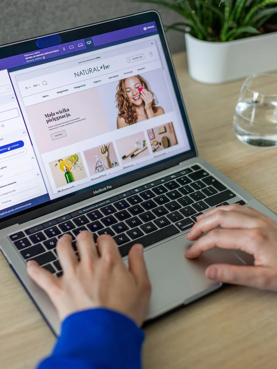 Managing an online store in Japan